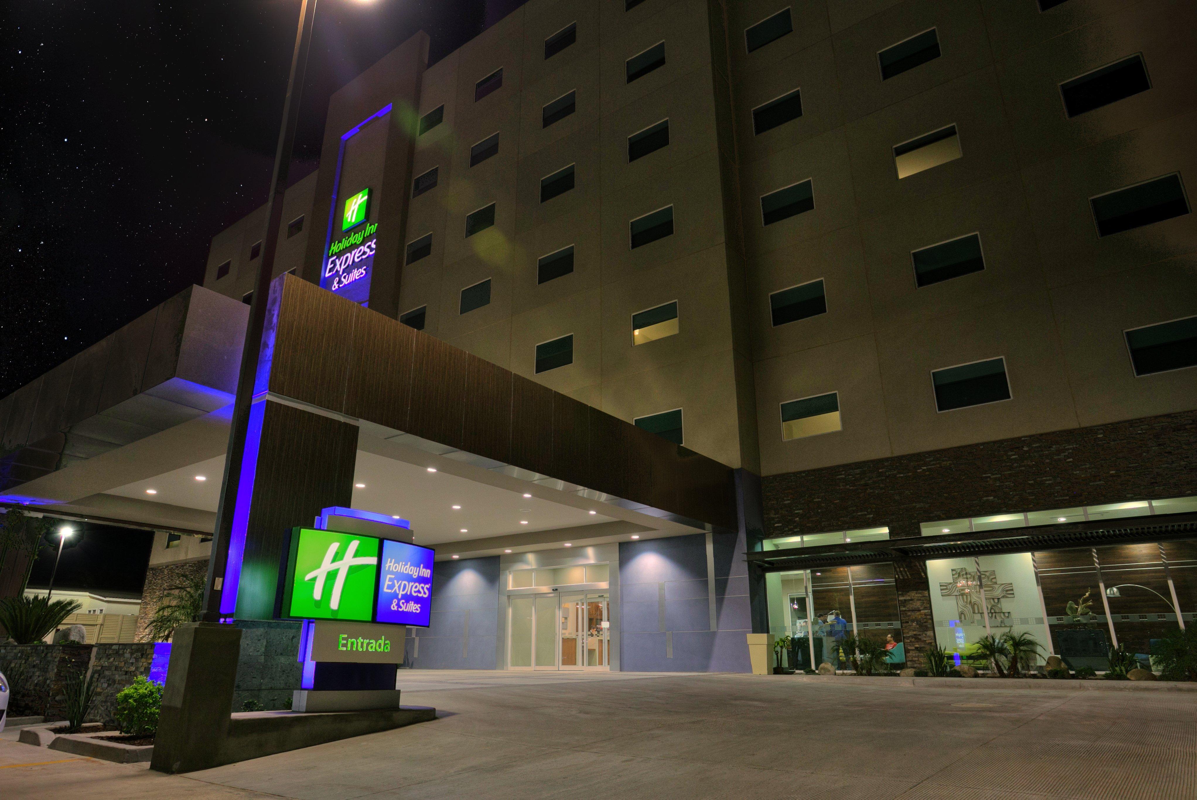 Holiday Inn Express & Suites Mexicali, An Ihg Hotel Exterior photo